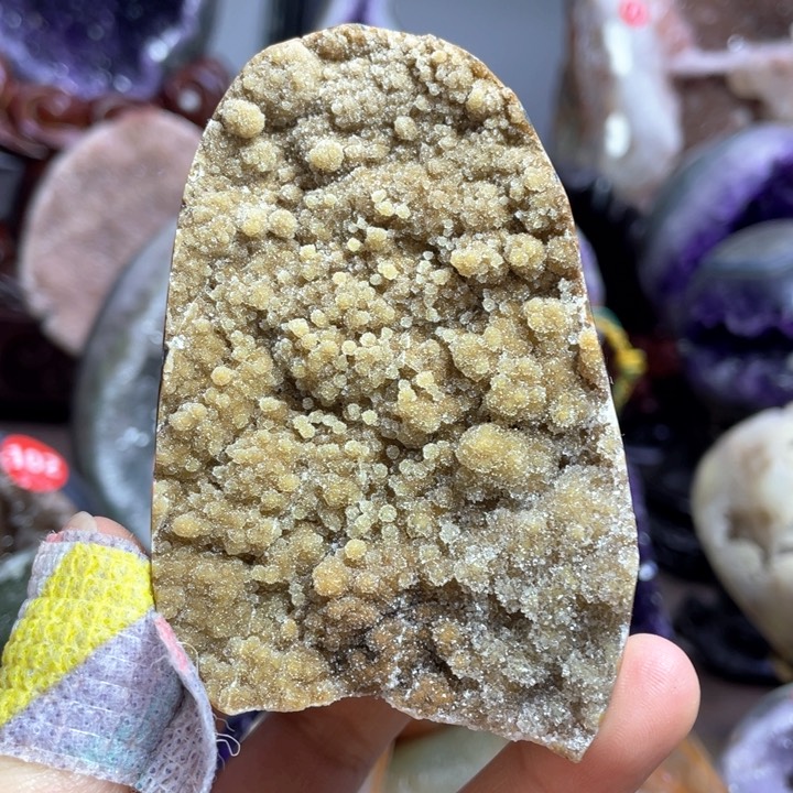 水晶摆件未镶嵌捡漏