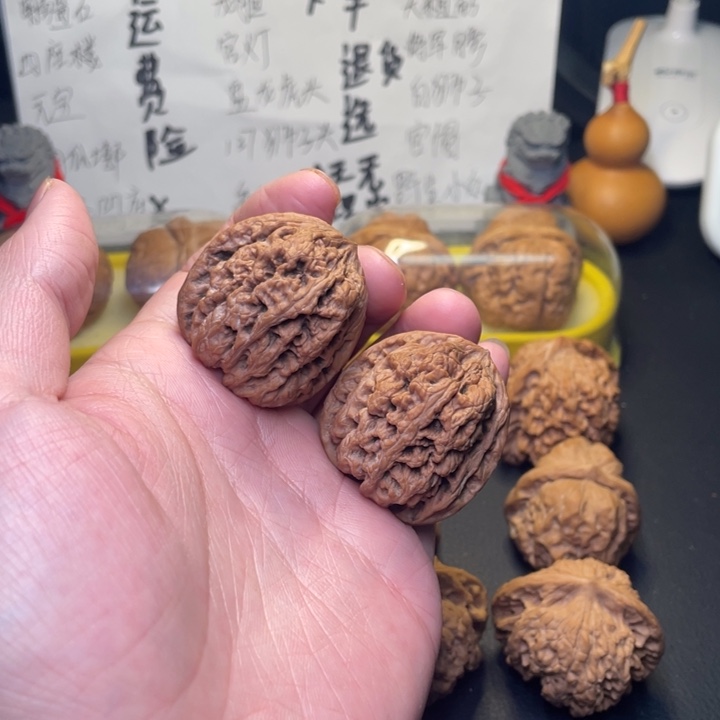 文玩核桃把件36将军66