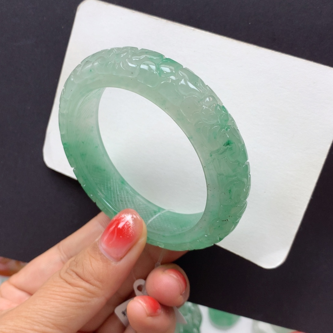 石英质玉未镶嵌手镯