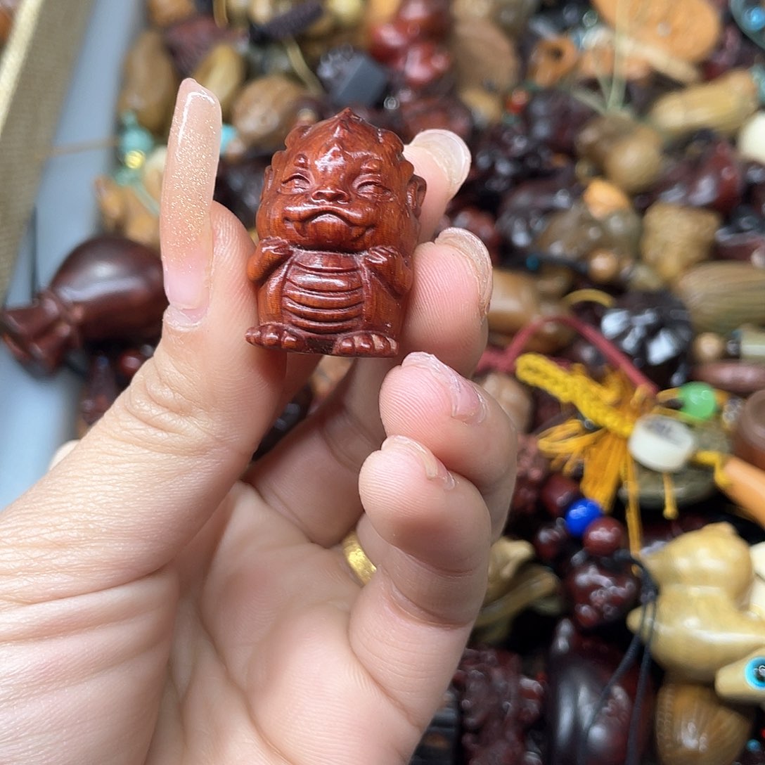 维腊木（绿檀）无事牌