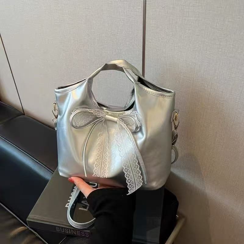 女包休闲时尚百搭