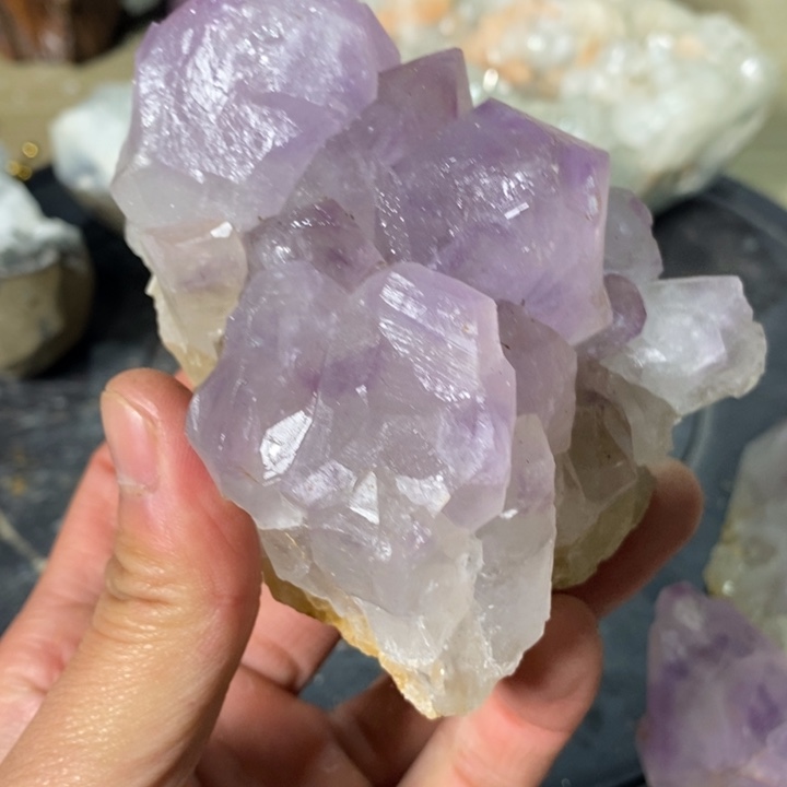 紫晶未镶嵌大型摆件（非配饰）