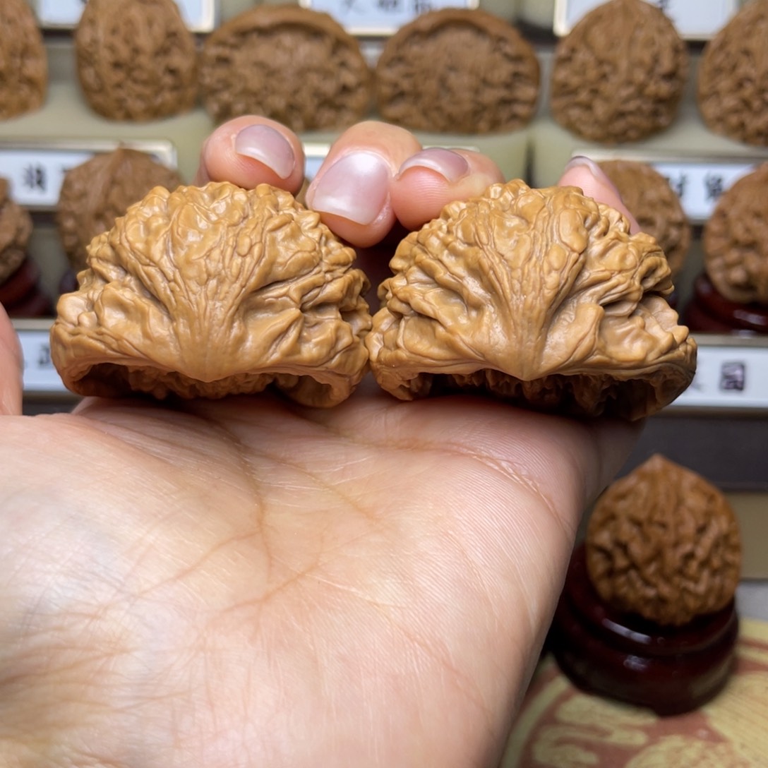 文玩核桃把件i*o蛇王46左右