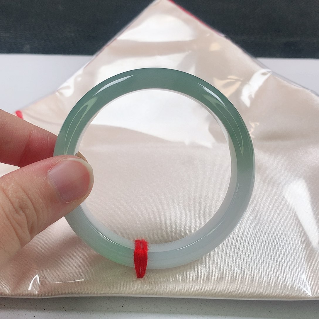 未镶嵌手镯翡翠326