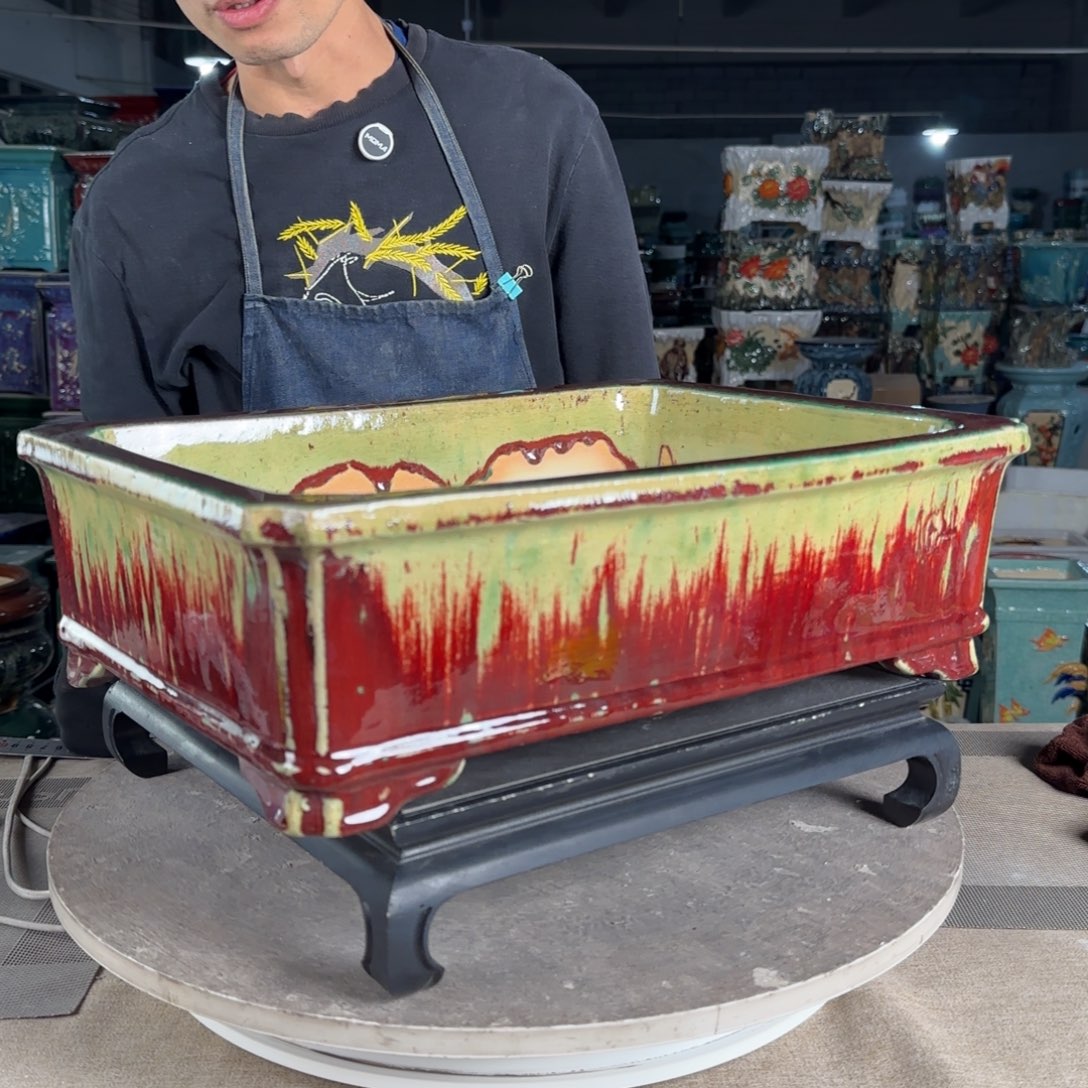 一风堂石湾花盆。