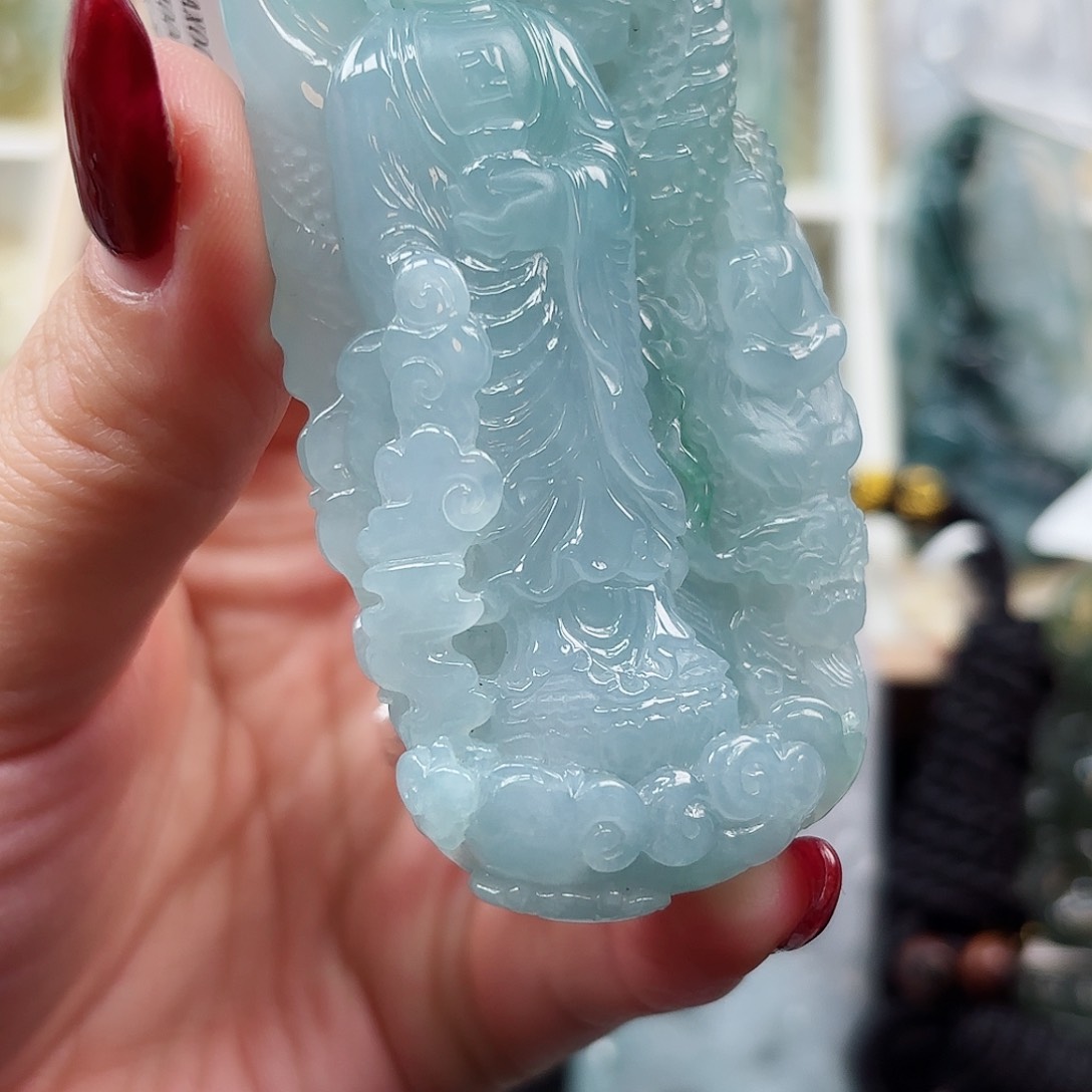 翡翠颈饰未镶嵌阳**?佛