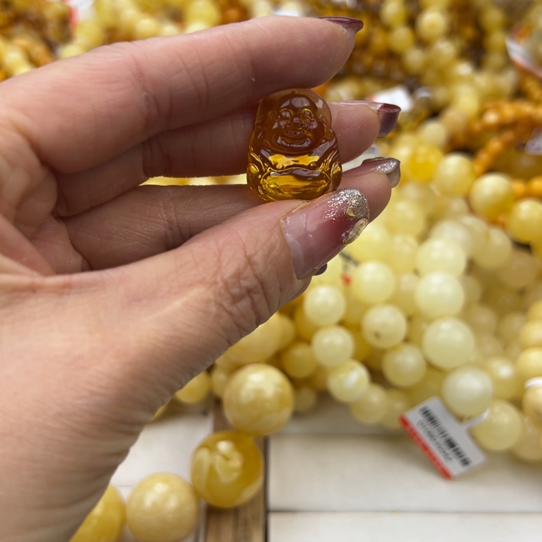 琥珀珠宝奇石未镶嵌