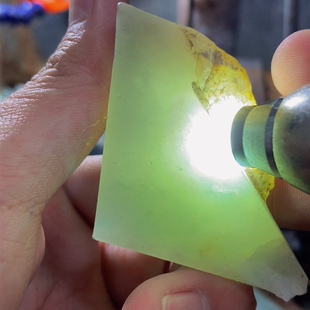 翡翠挂件未镶嵌定制