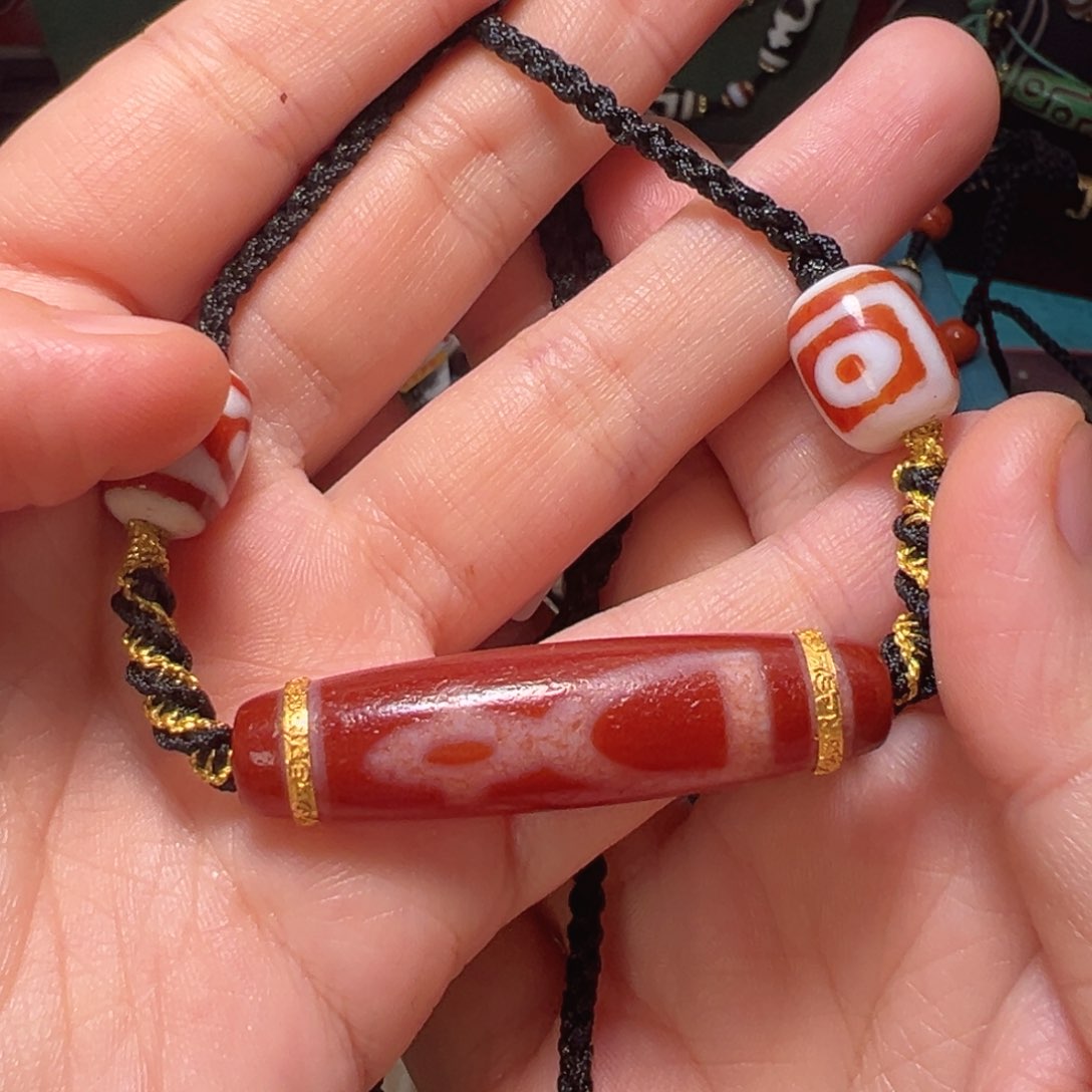 玛瑙/玉髓颈饰18K金镶嵌