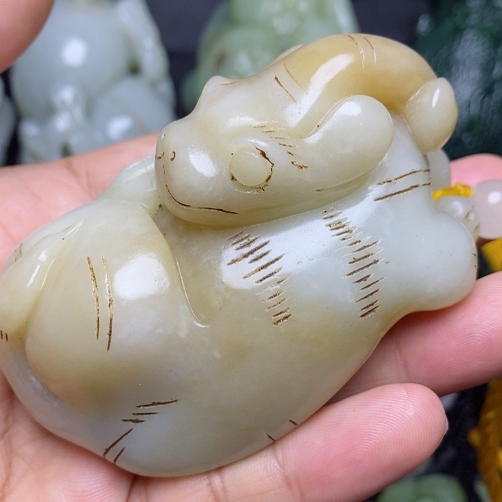 和田玉颈饰未镶嵌