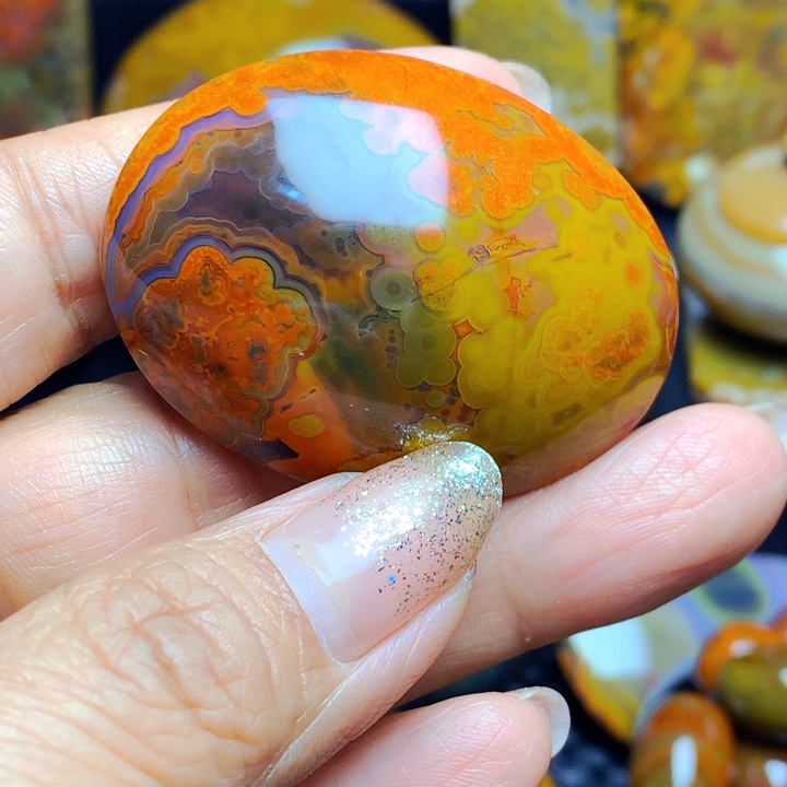 威***酸玛瑙/玉髓合金颈饰