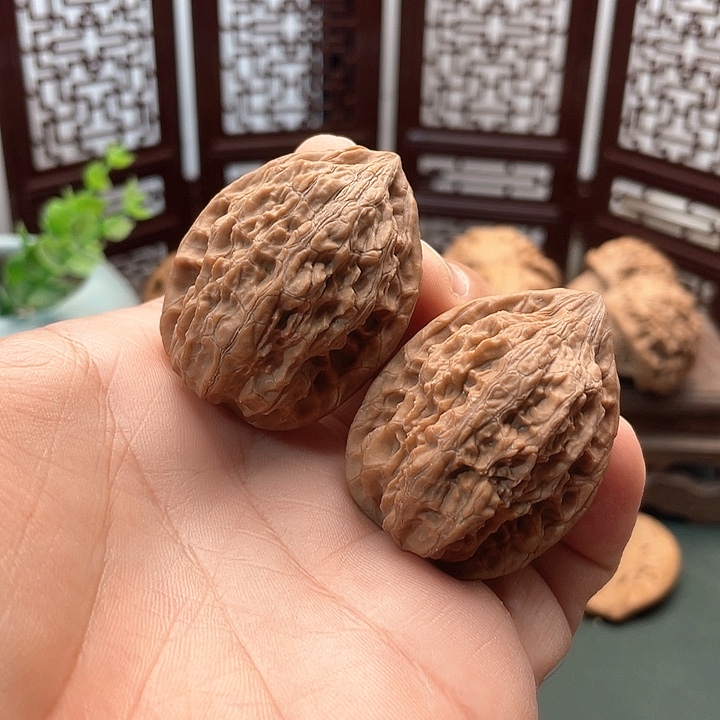 月***虎把件文玩核桃野鸡