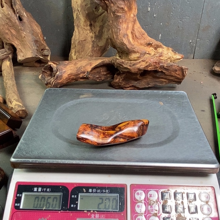 盛***顺黄花梨/降香黄檀海南黄花梨