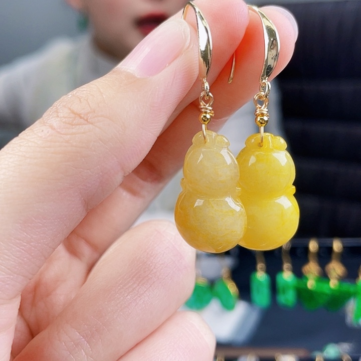 翡翠耳饰未镶嵌饰品