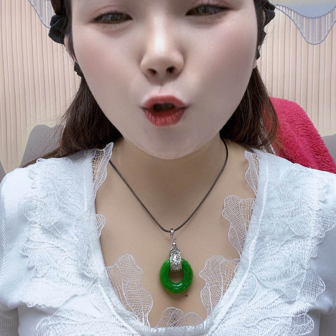 翡翠未镶嵌颈饰项链