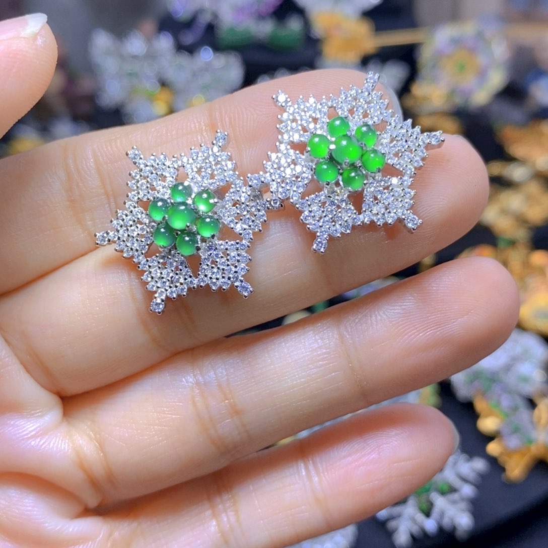 翡翠耳钉银S925镶嵌天然翡翠