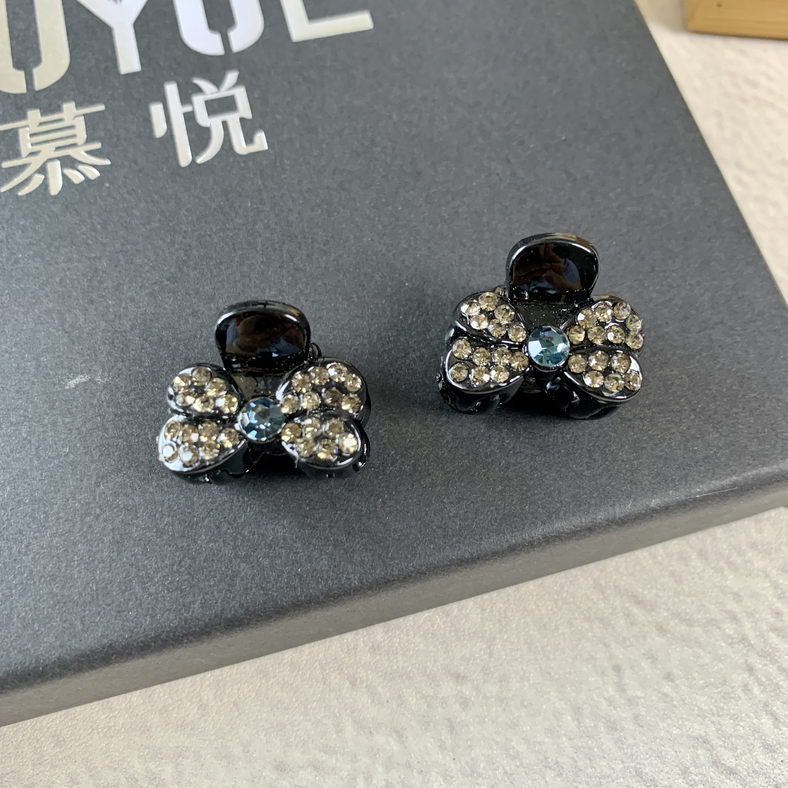 慕悦-【蝴蝶结2cm对夹】专柜正品抓夹小号侧边夹刘海夹6098