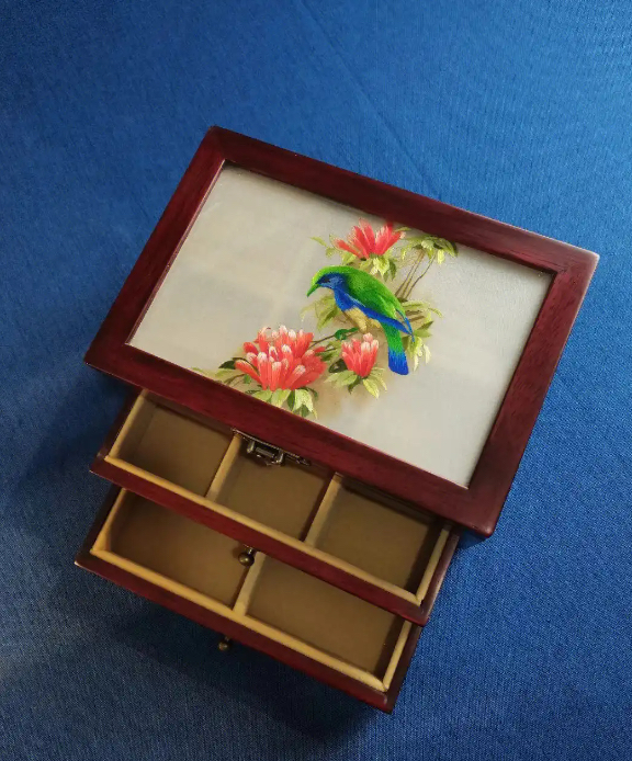 编D543刺绣盒子（代拍链接）