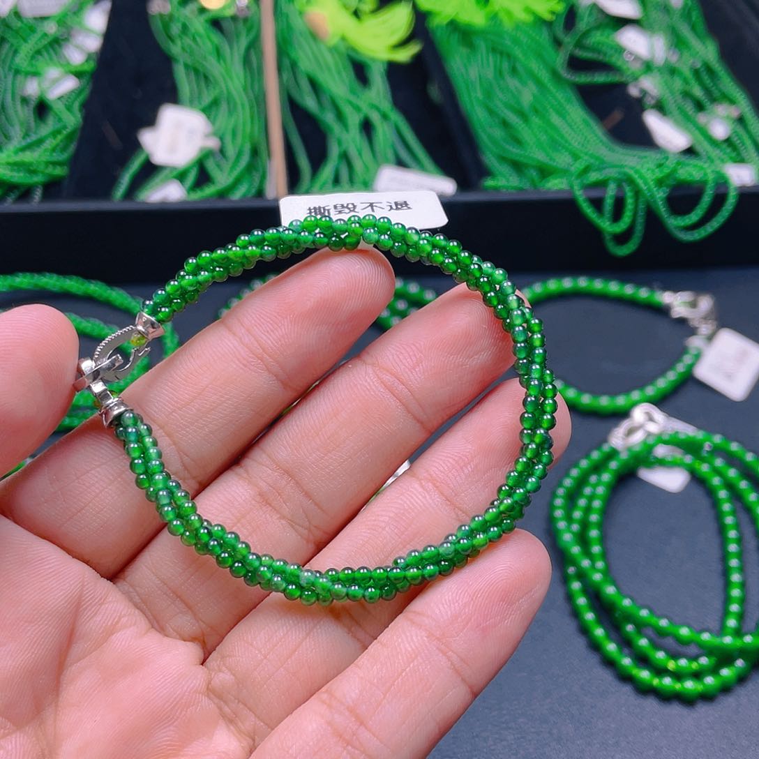 翡翠未镶嵌颈饰88888888888888