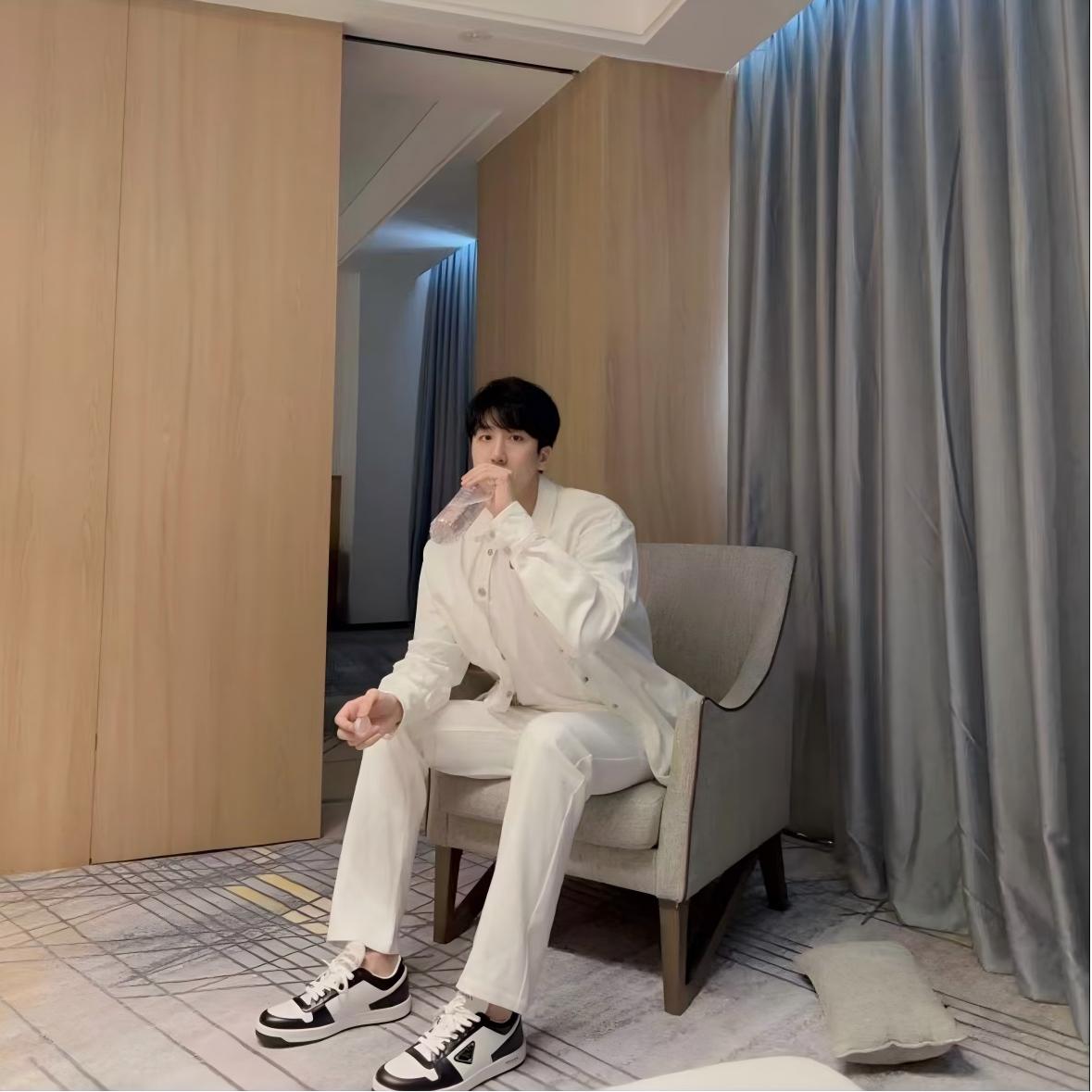 【海外】PLD运动鞋附带原装鞋盒