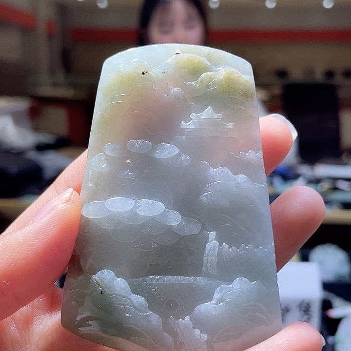 翡翠颈饰未镶嵌一个