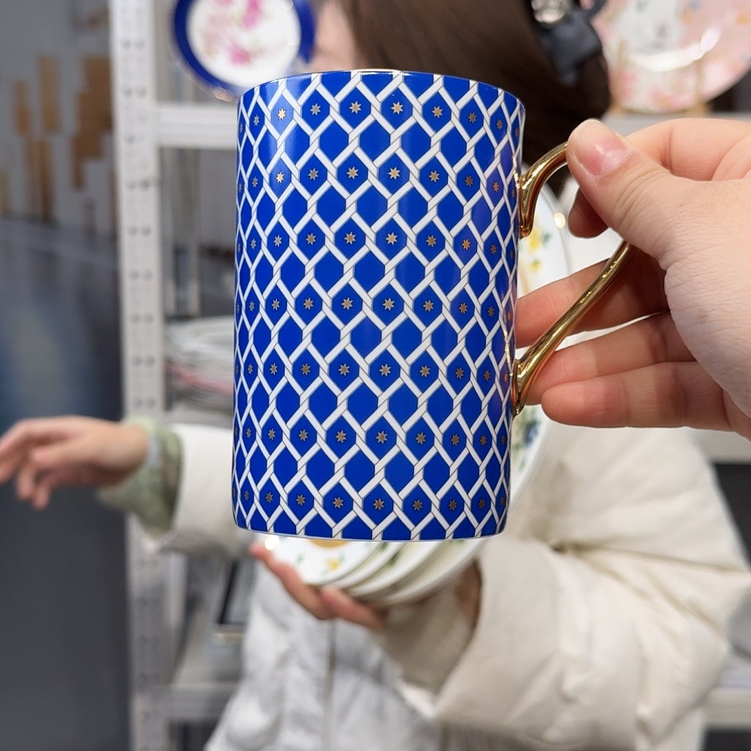 蔚***空骨瓷高骨马克杯400ml一只外贸尾单瑕疵品不忒不还 