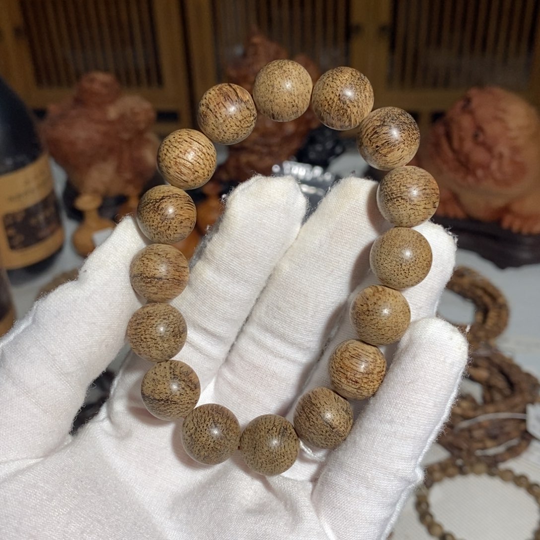 沉香手串文莱黑棋 13单 15克