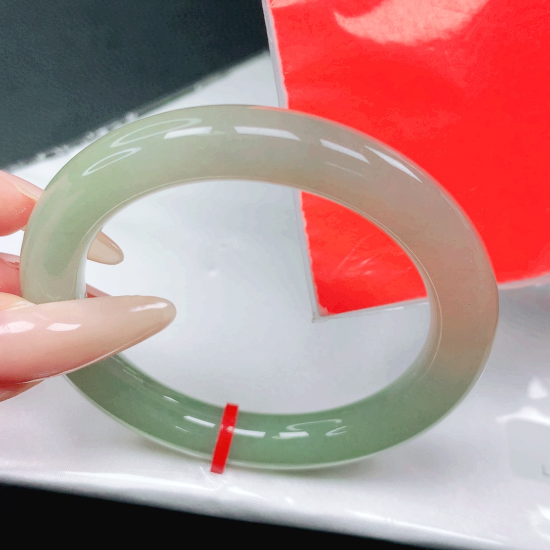 翡翠未镶嵌手镯54