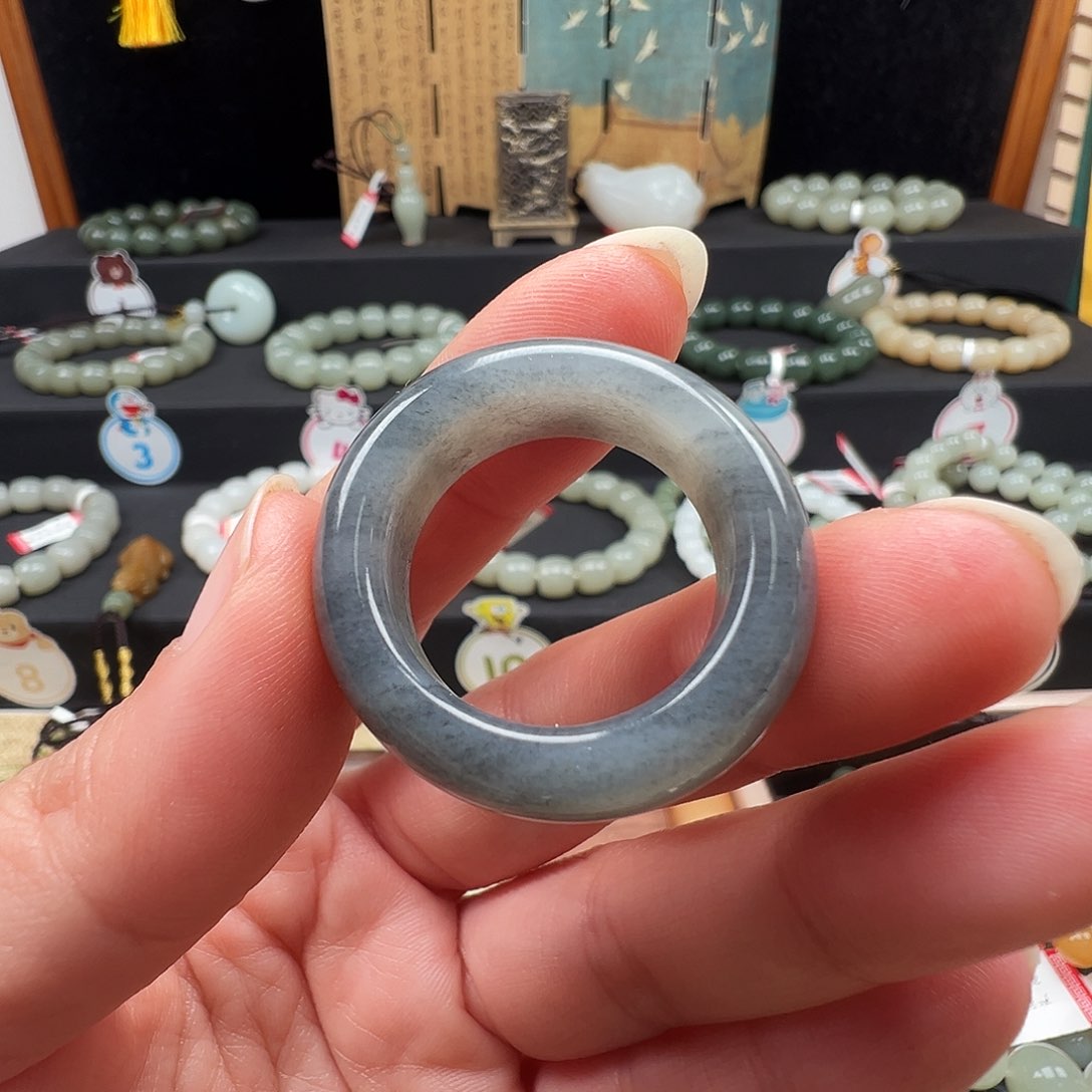 和田玉戒指未镶嵌