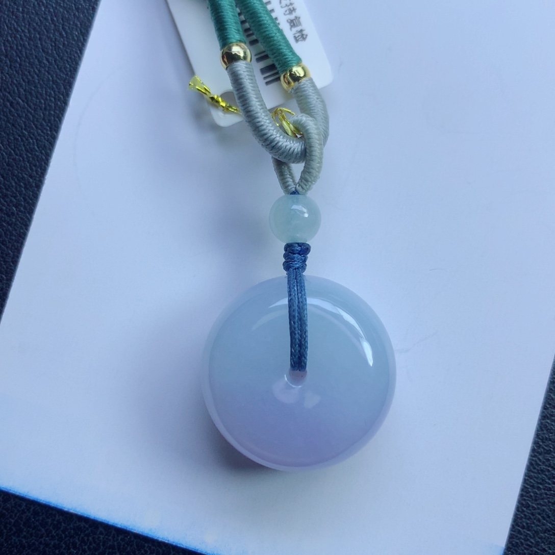 颈饰未镶嵌翡翠平安扣