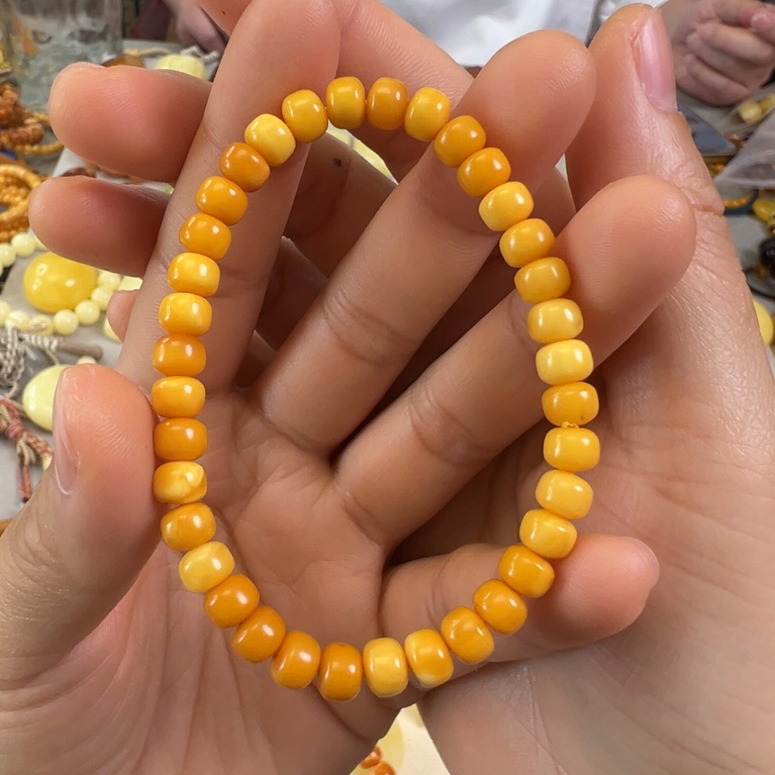 琥珀裸石未镶嵌蜜蜡