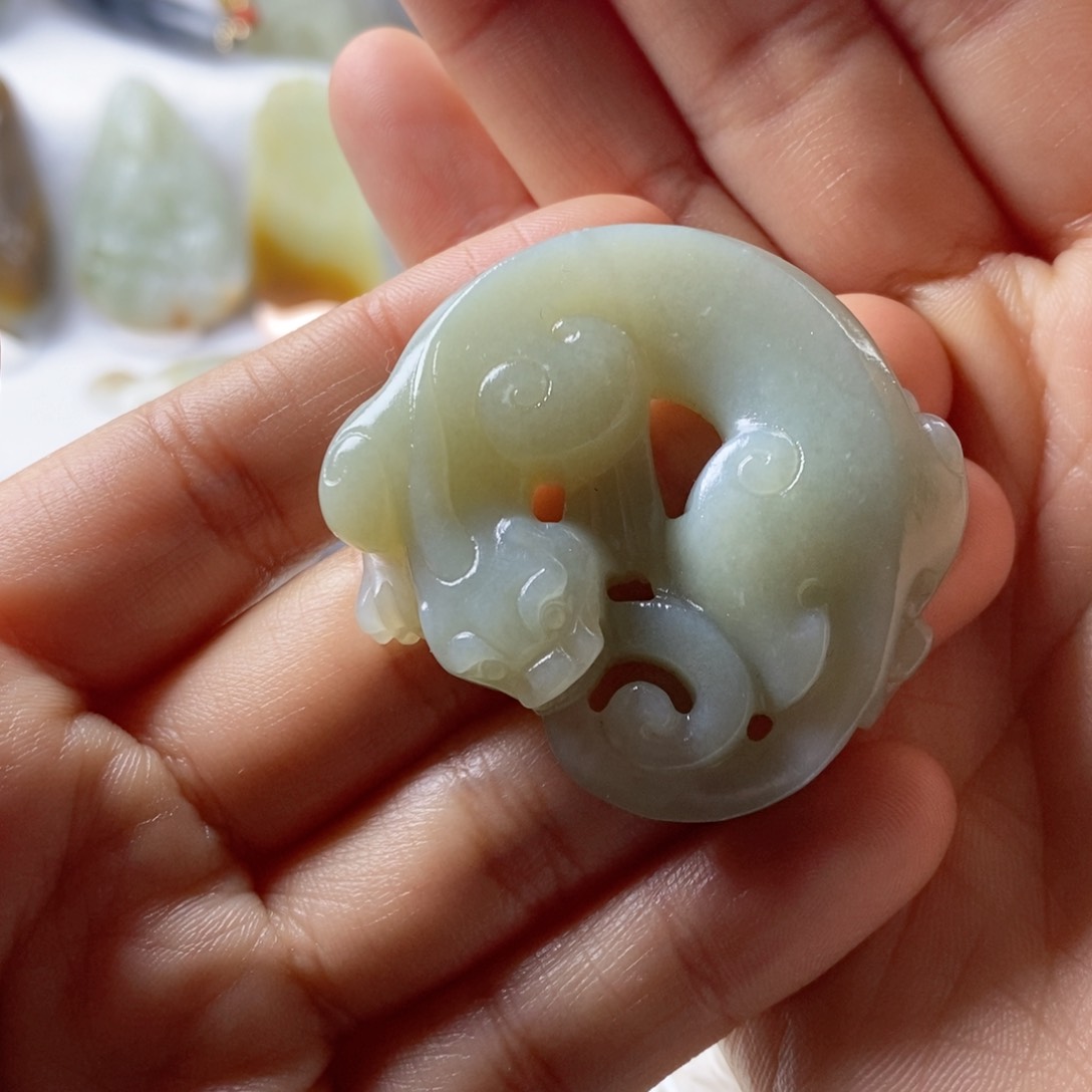 未镶嵌和田玉挂件