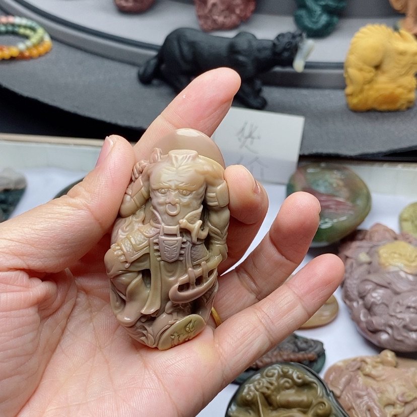 【闪购商品】定制石英质玉吊坠未镶嵌