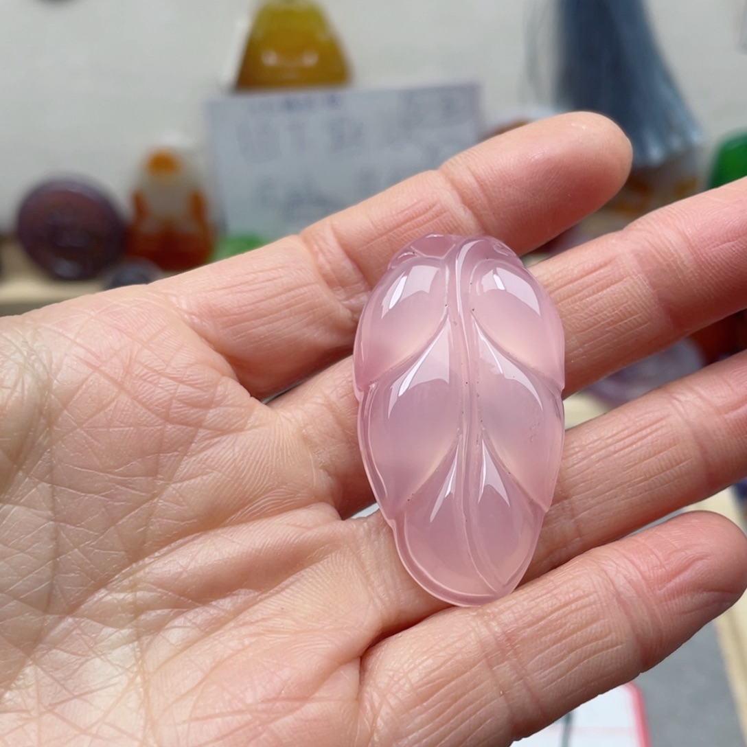 玛瑙/玉髓颈饰合金W**薇