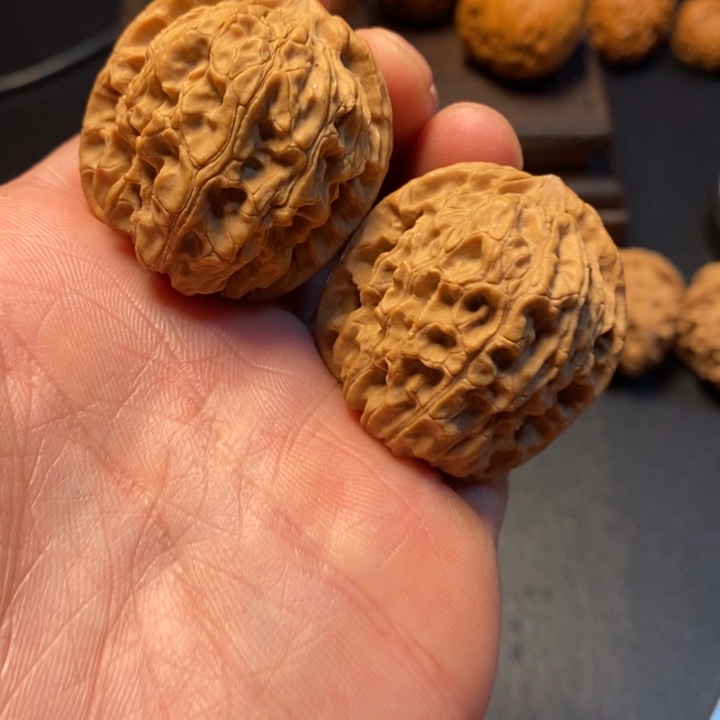 文玩核桃把件16号马老四37尺全品