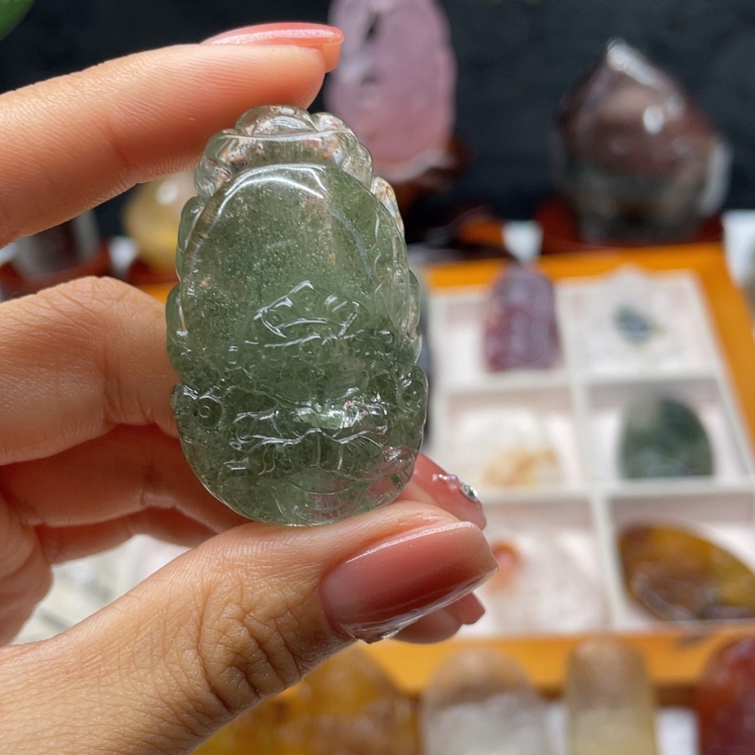 颈饰未镶嵌水晶天然