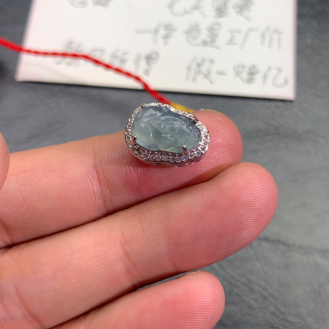 翡翠颈饰未镶嵌潘多拉貔貅