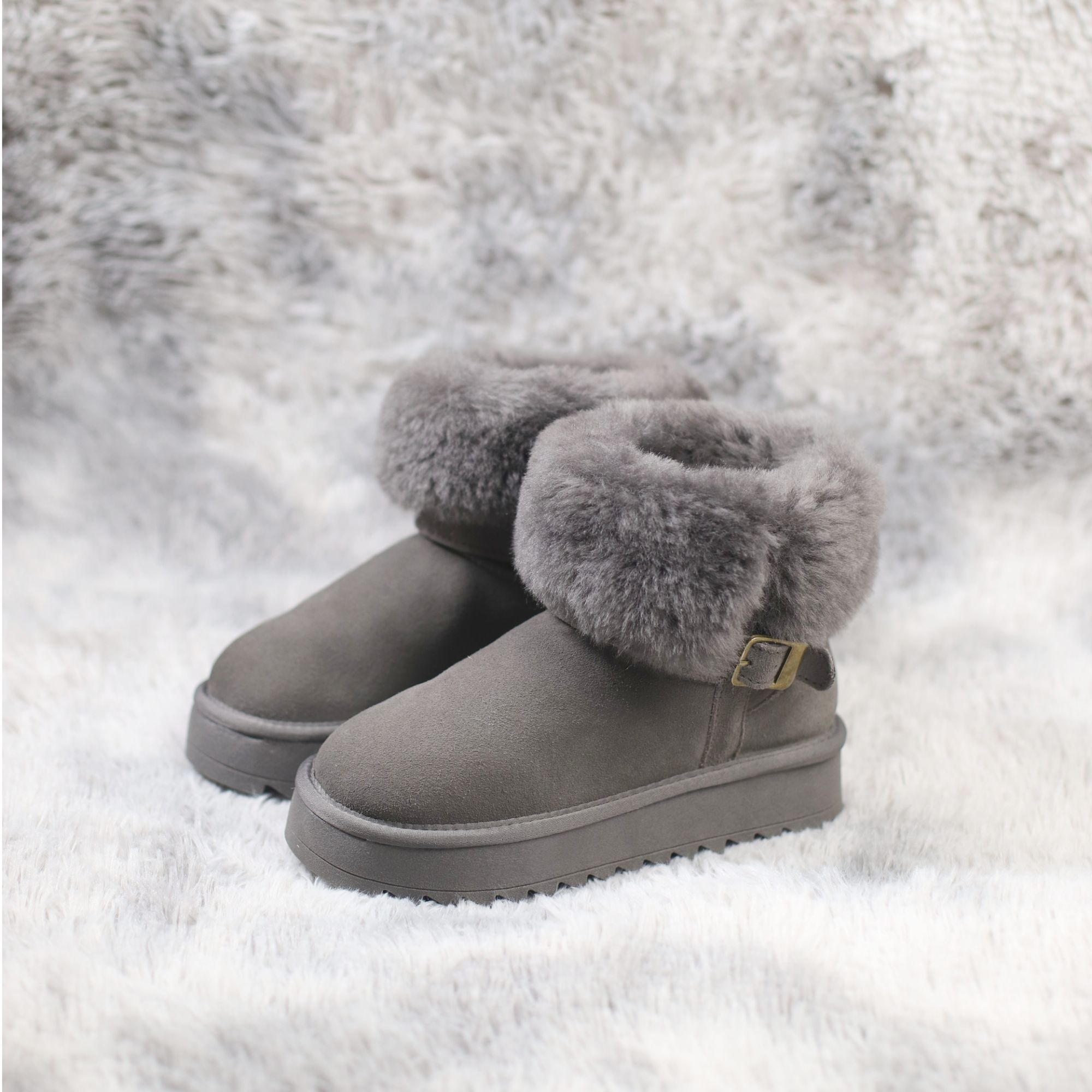 优格古【休闲】大象灰QD2210S雪地靴冬季新款厚底保暖百搭女士时尚