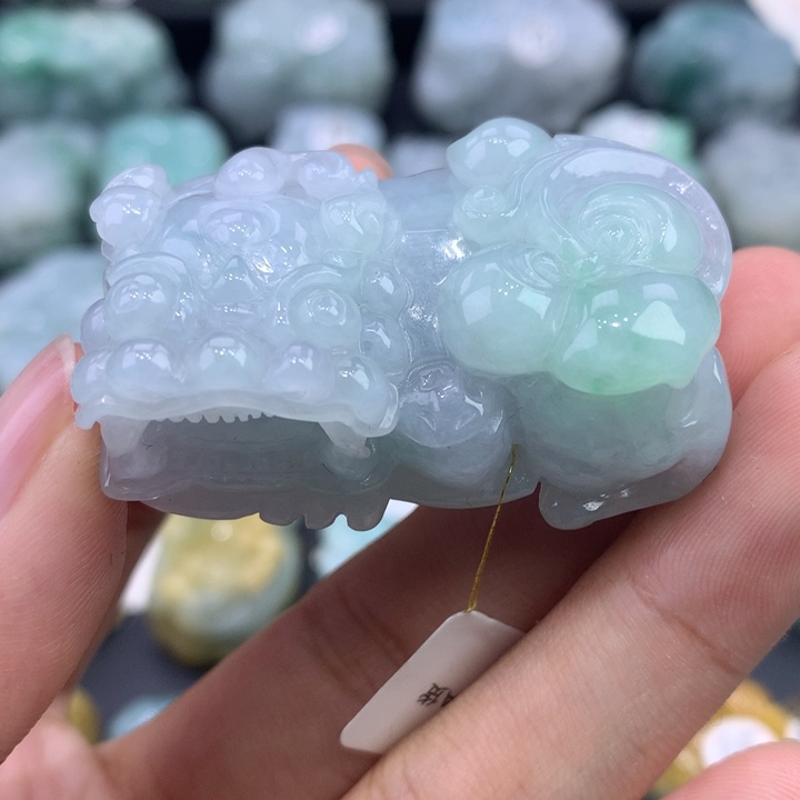 翡翠未镶嵌颈饰天然缅甸翡翠