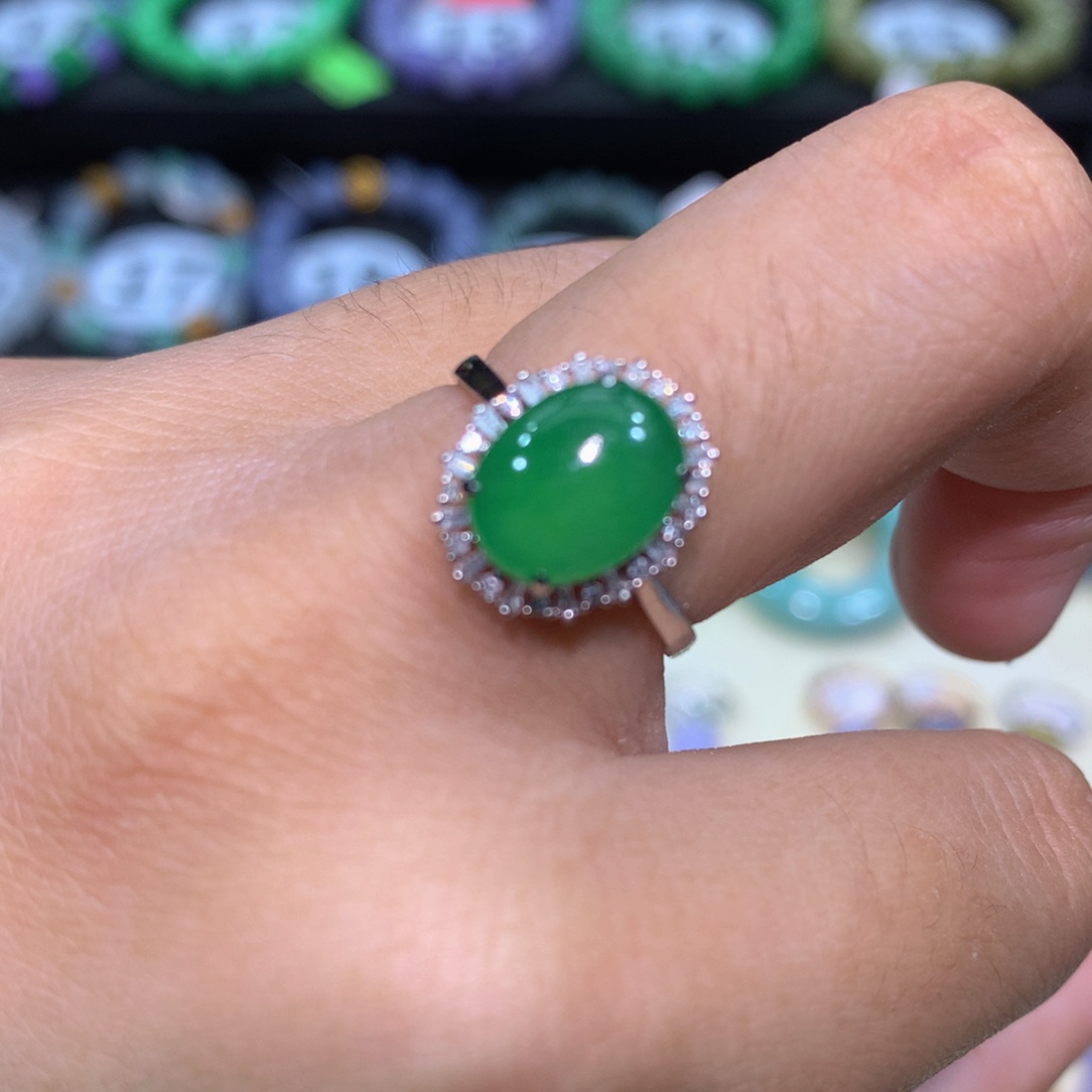 翡翠18K金镶嵌手链翡翠