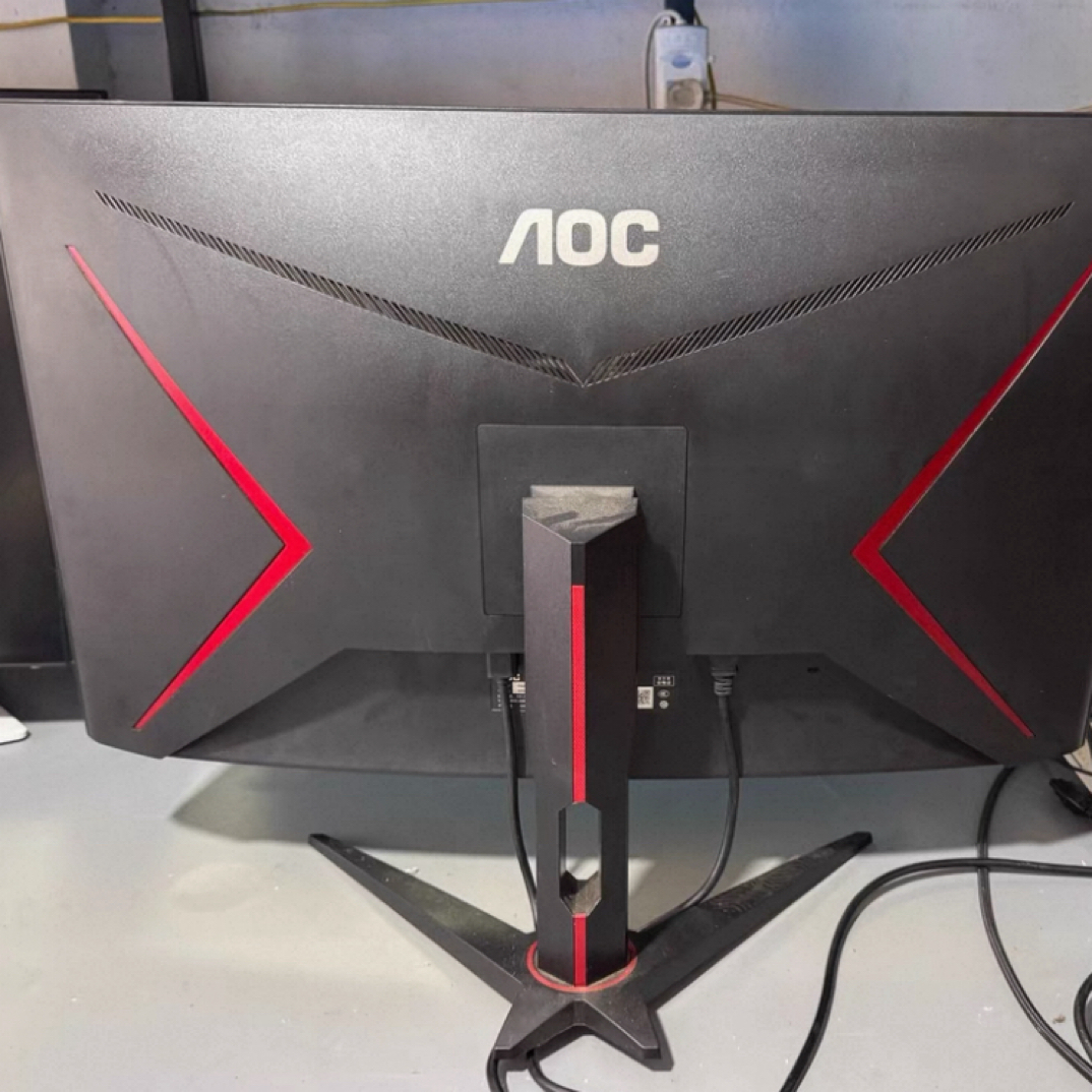 9新 AOC 9新AOC32寸2K155HZ曲面电竞显示器吃鸡高刷