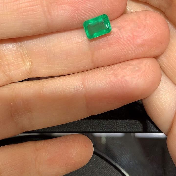 祖母绿裸石1.1ct祖母绿