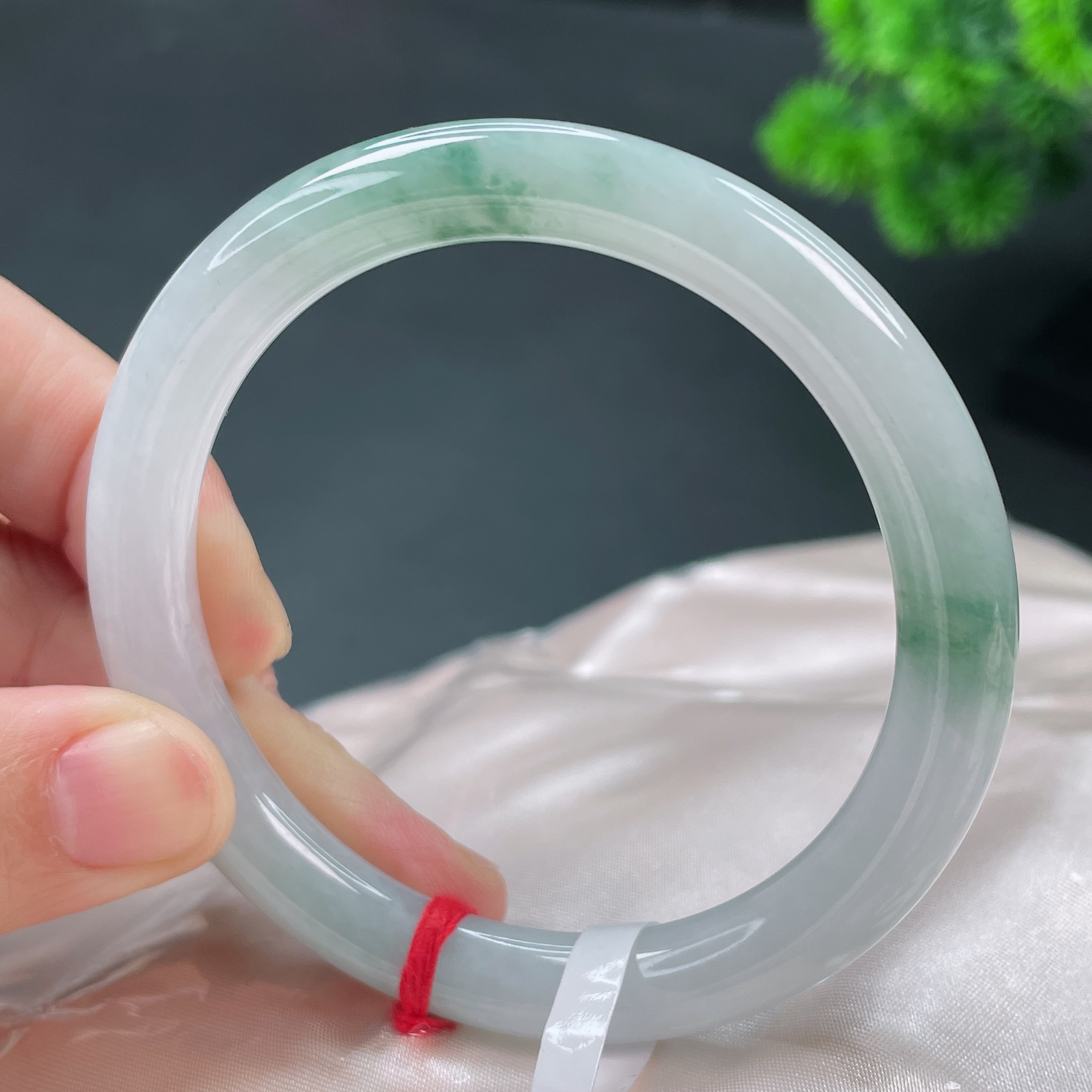 0811缅甸天然A货翡翠56圈水润飘花圆条手镯时尚百搭少女款玉手镯