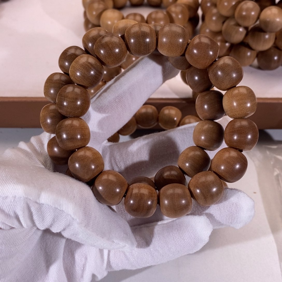 檀香木其他琼****者横纹黑肉顶老料1314大福利专场