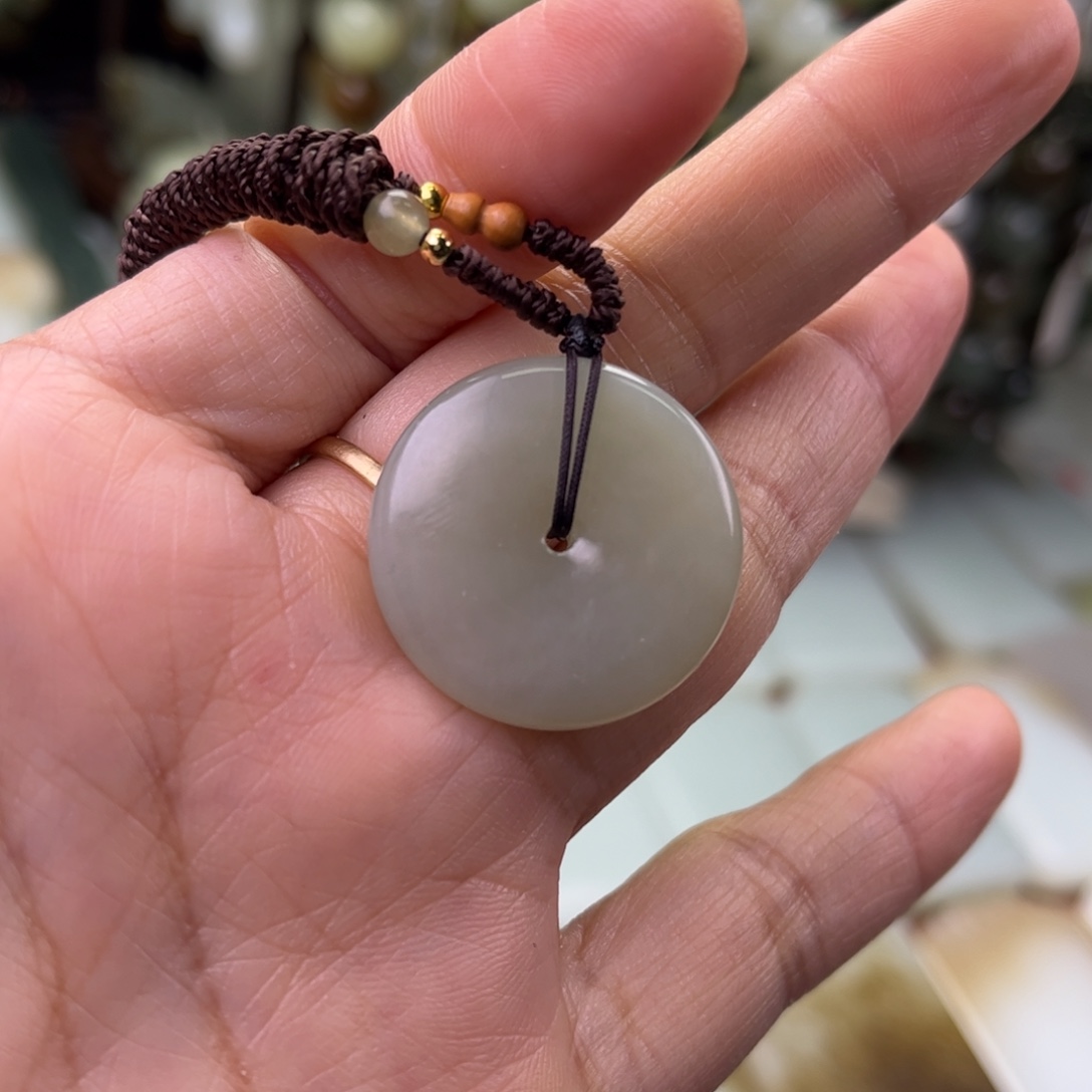 和田玉未镶嵌吊坠(不含链)