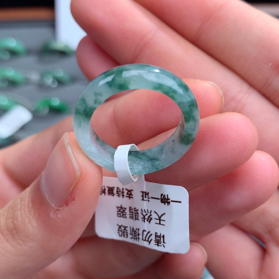 翡翠戒指未镶嵌天然17
