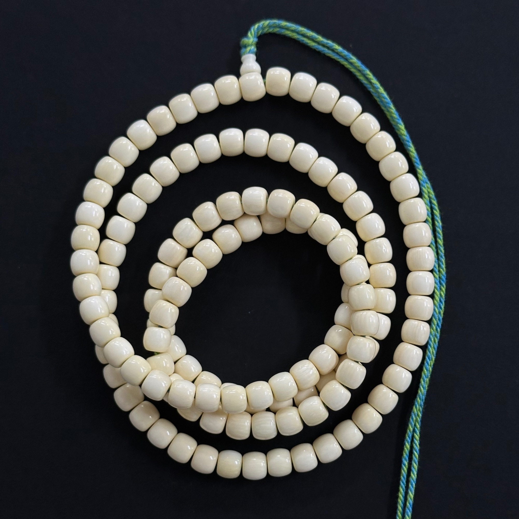 和安猛犸艺术精品6*5mm猛犸牙雕直切珠串（128粒）