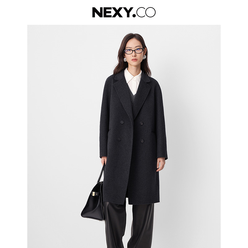 NEXY.CO/奈蔻黑色中长款秋冬大衣XL01134W0