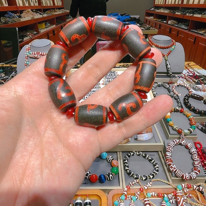 未镶嵌玛瑙/玉髓珠宝奇石