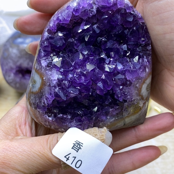 水晶大型摆件（非配饰）未镶嵌